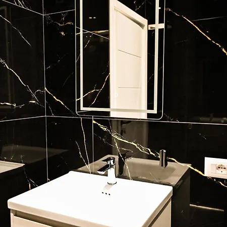 Priamor Collection Tiran