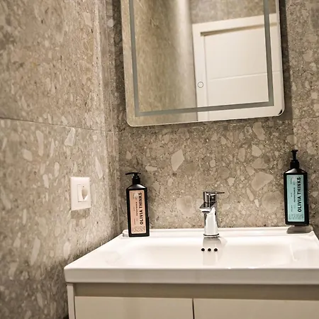 Priamor Collection Apart Otel Tiran